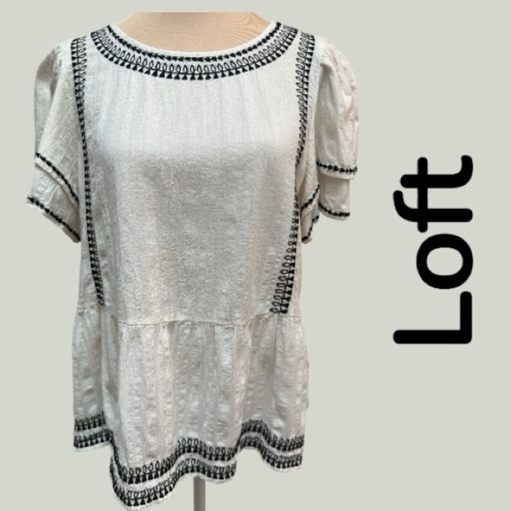 LOFT Women's Ivory and Black Blouse
